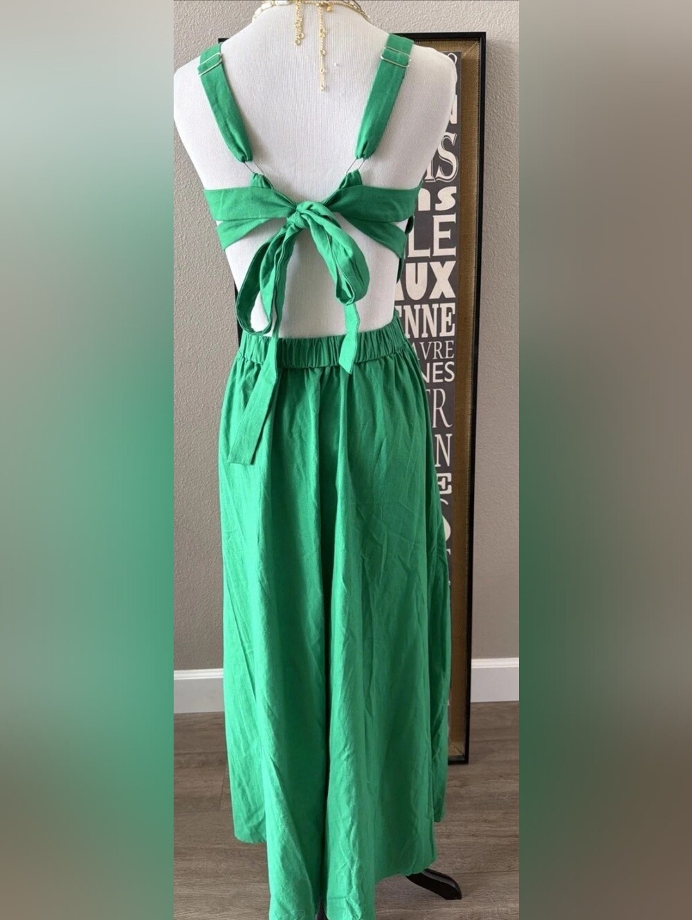 Green Sleeveless V-Neck Maxi Dress - Picture 4 of 5